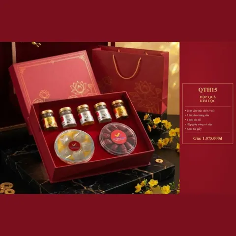 Hộp Quà Kim Lộc QTH15 25gr yến tinh chế (5 tai), 5 hũ yến chưng, 1 hộp táo đỏ, hộp giấy cứng, túi giấy